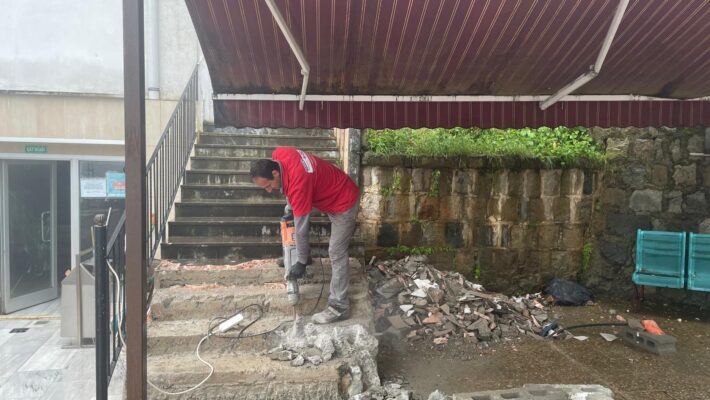 Bayramda da Durmadık: Merkez Camii İçin Çalışıyoruz